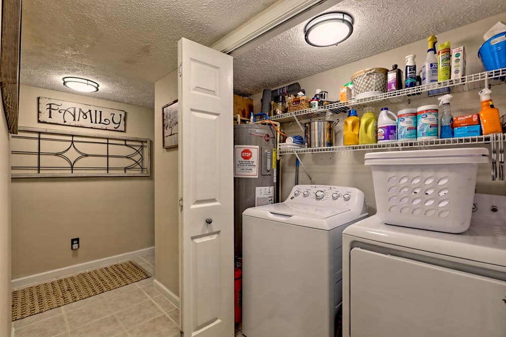 300 Ginger Creek Lane, Clayton GA 30525 - Photo