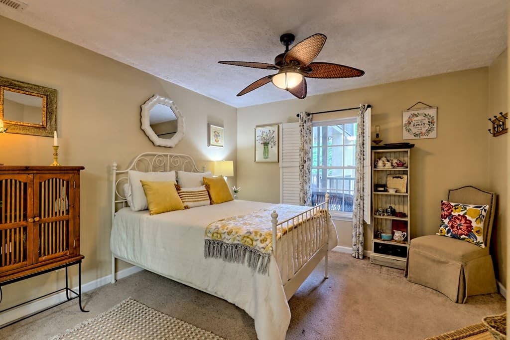 300 Ginger Creek Lane, Clayton GA 30525 - Photo