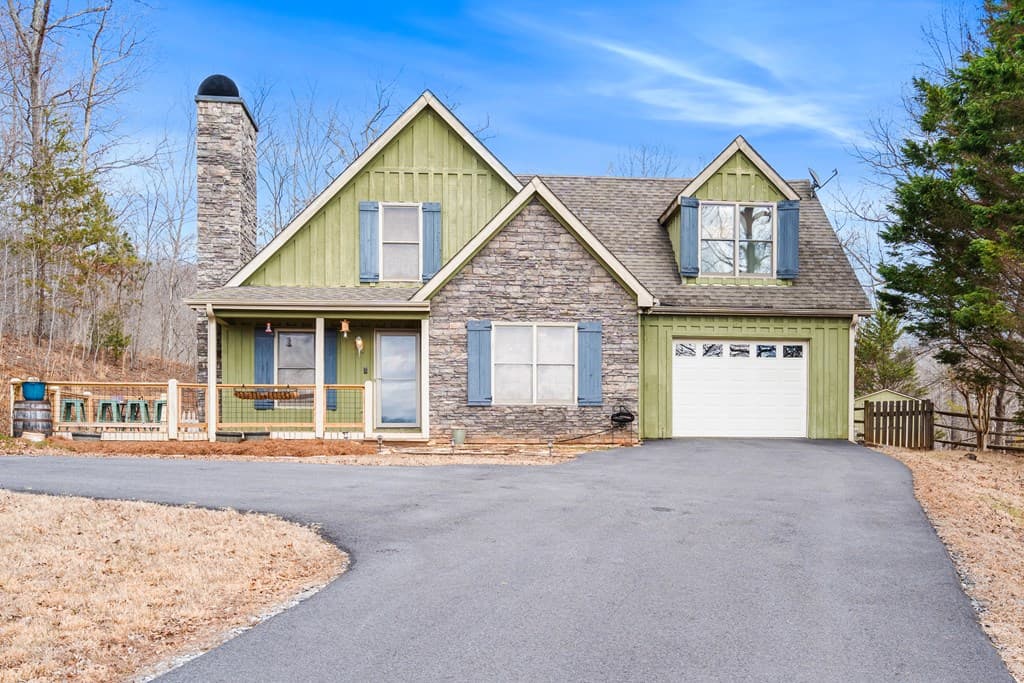 726 Gage Drive, Hiawassee GA 30546 - Photo
