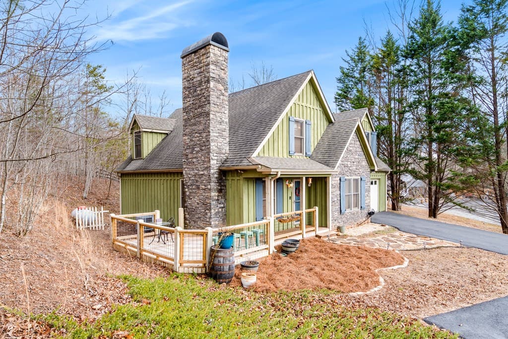 726 Gage Drive, Hiawassee GA 30546 - Photo