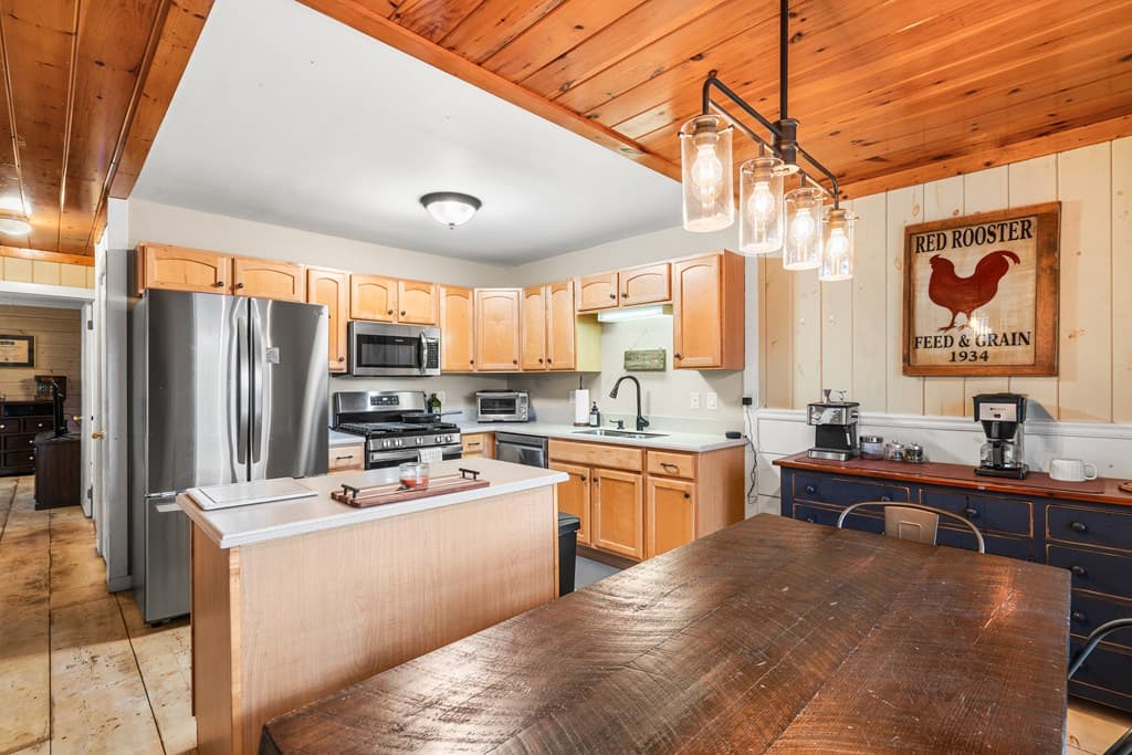 726 Gage Drive, Hiawassee GA 30546 - Photo