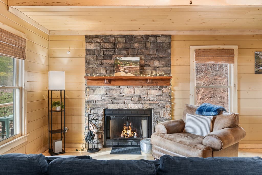 726 Gage Drive, Hiawassee GA 30546 - Photo