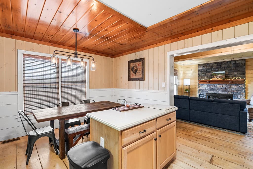 726 Gage Drive, Hiawassee GA 30546 - Photo