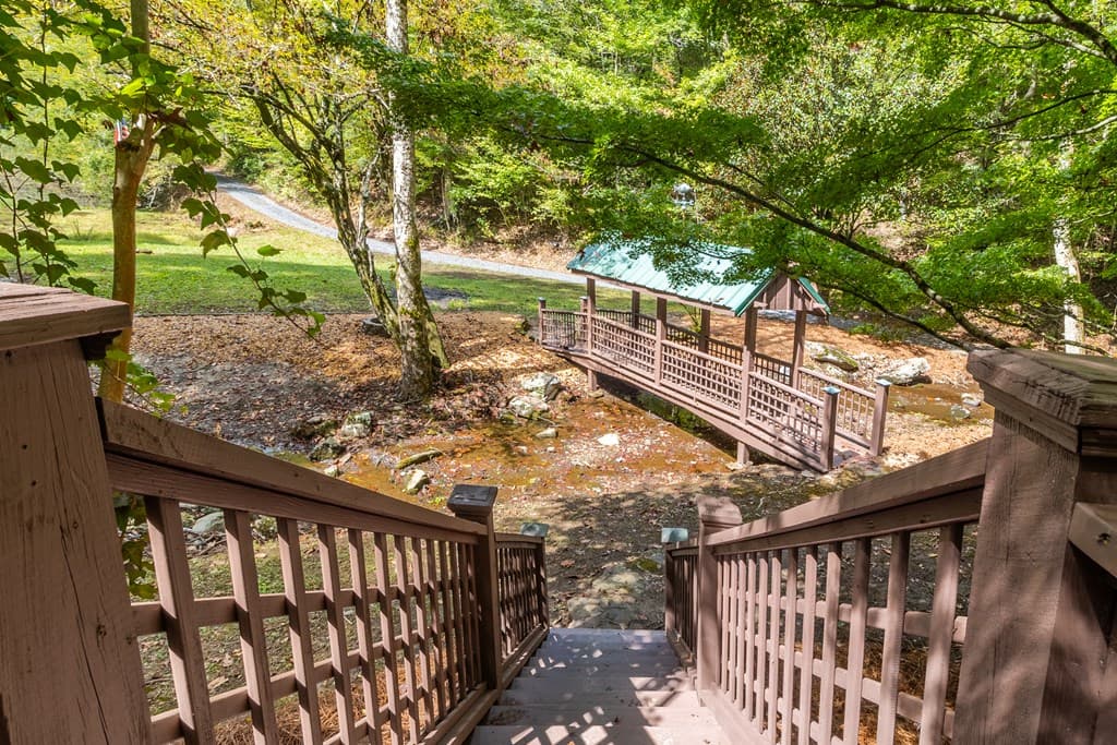 131 Ralph Hickey Rd, Chatsworth GA 30705 - Photo
