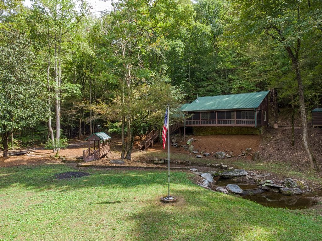 131 Ralph Hickey Rd, Chatsworth GA 30705 - Primary photo
