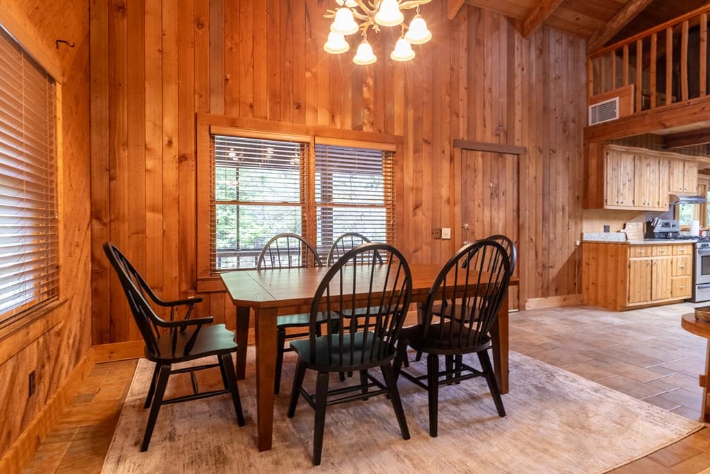 131 Ralph Hickey Rd, Chatsworth GA 30705 - Photo
