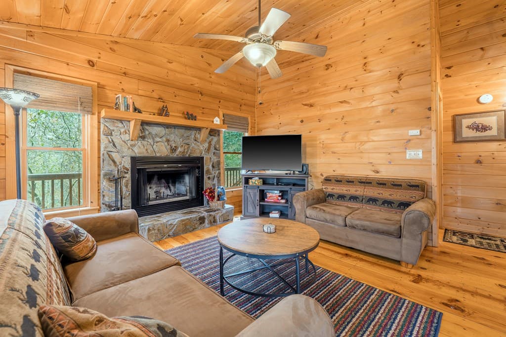 1165 Little Bushy Head Road, Blue Ridge GA 30513 - Photo