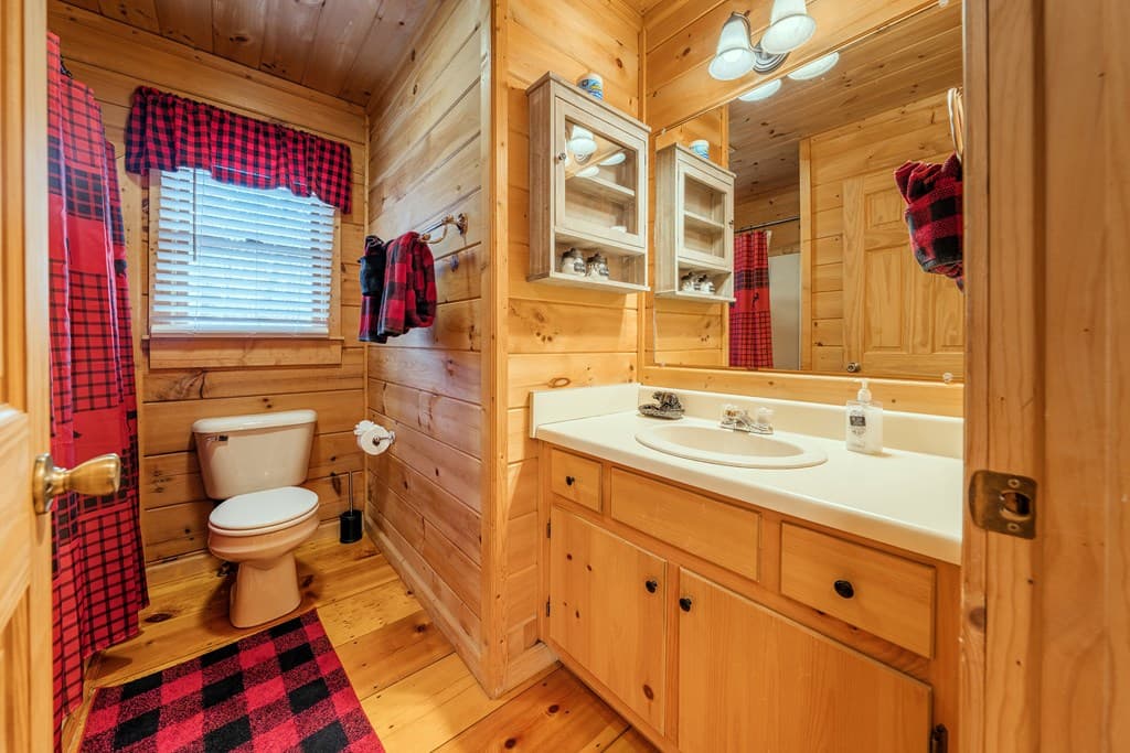 1165 Little Bushy Head Road, Blue Ridge GA 30513 - Photo