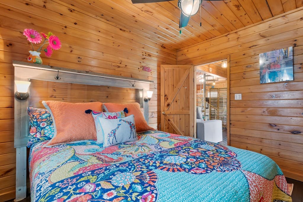 56 Robins Ridge, Blue Ridge GA 30513 - Photo