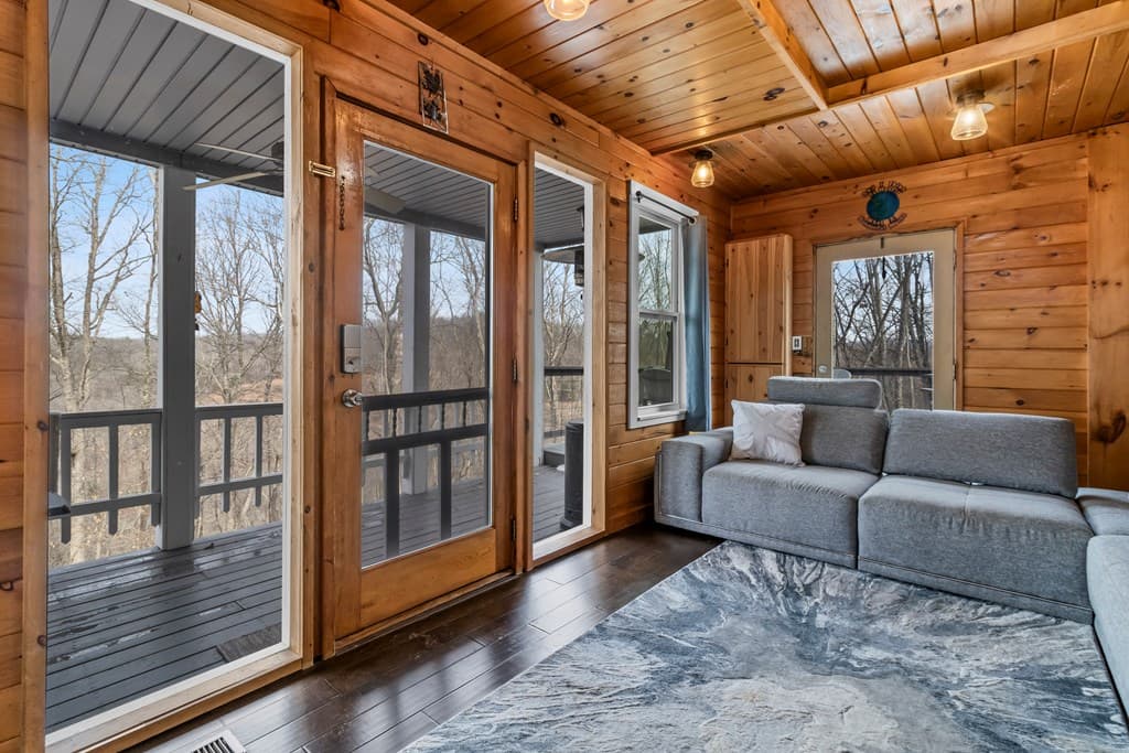 56 Robins Ridge, Blue Ridge GA 30513 - Photo