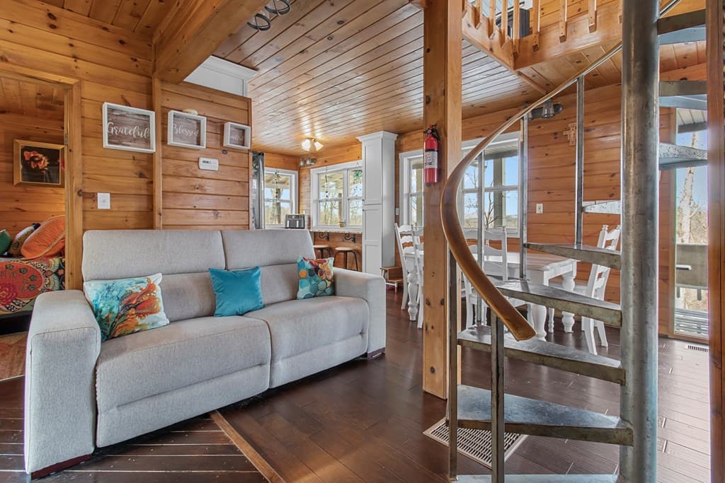 56 Robins Ridge, Blue Ridge GA 30513 - Photo