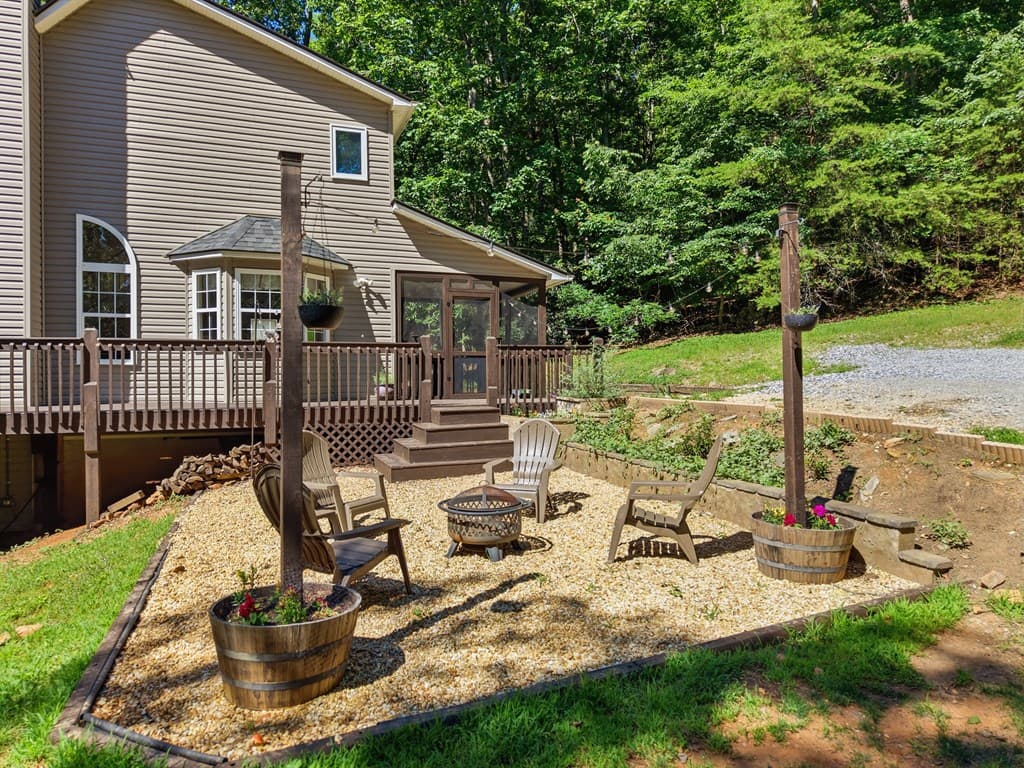 756 Gordon Thomas Road, Blairsville GA 30512 - Photo