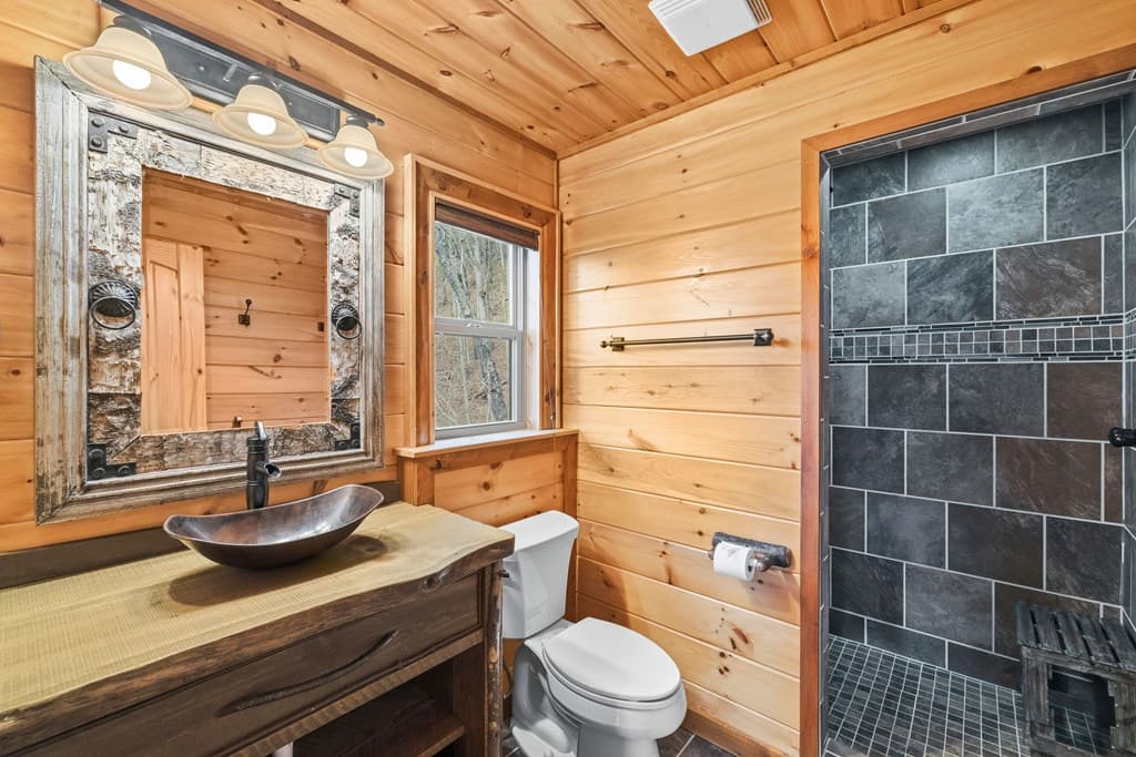101 Falling Rock Road, Blue Ridge GA 30513 - Photo