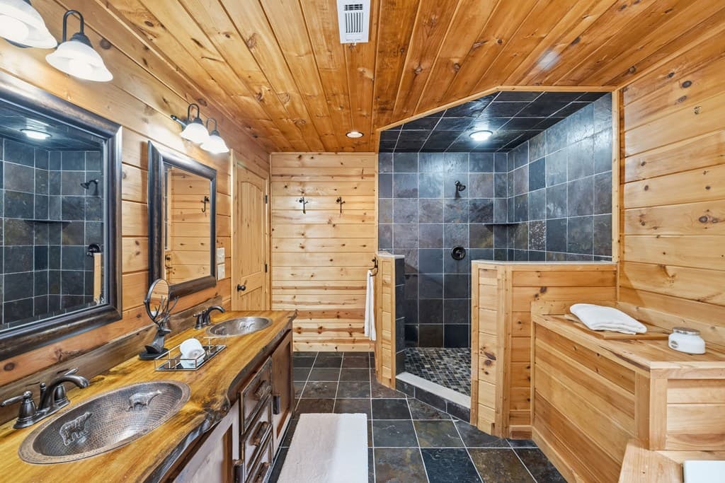 101 Falling Rock Road, Blue Ridge GA 30513 - Photo