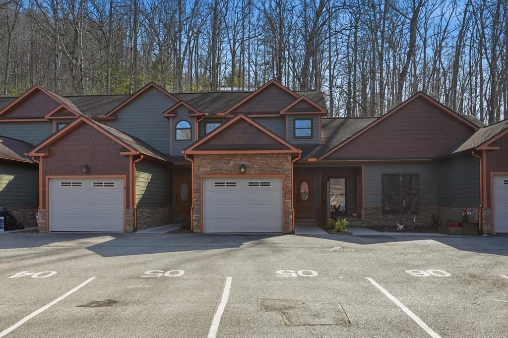 130 Emory Circle Unit 5, Blairsville GA 30512 - Photo