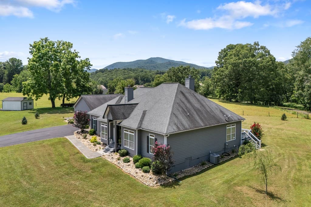 1502 Smithfield Lane, Young Harris GA 30582 - Photo