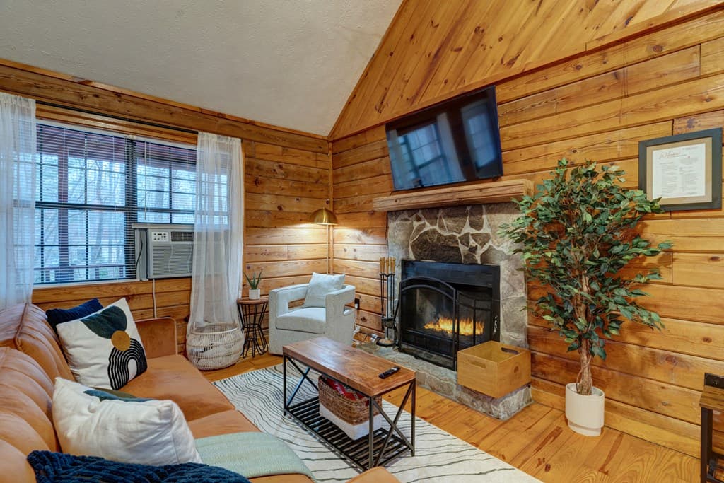 80 Treetop Lane, Blairsville GA 30512 - Photo