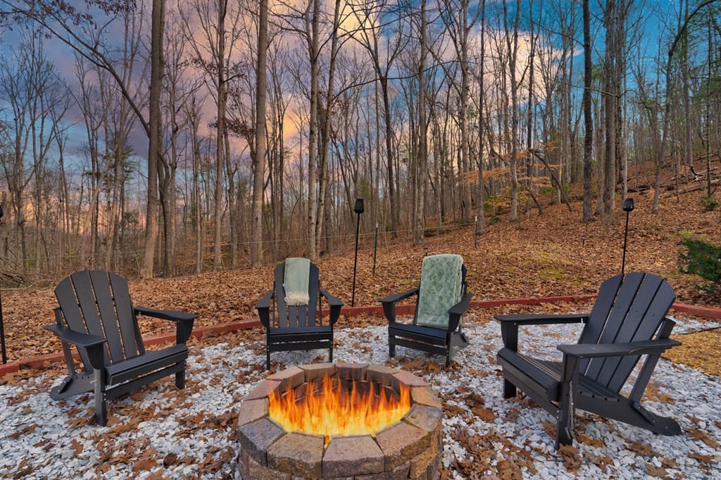 80 Treetop Lane, Blairsville GA 30512 - Photo