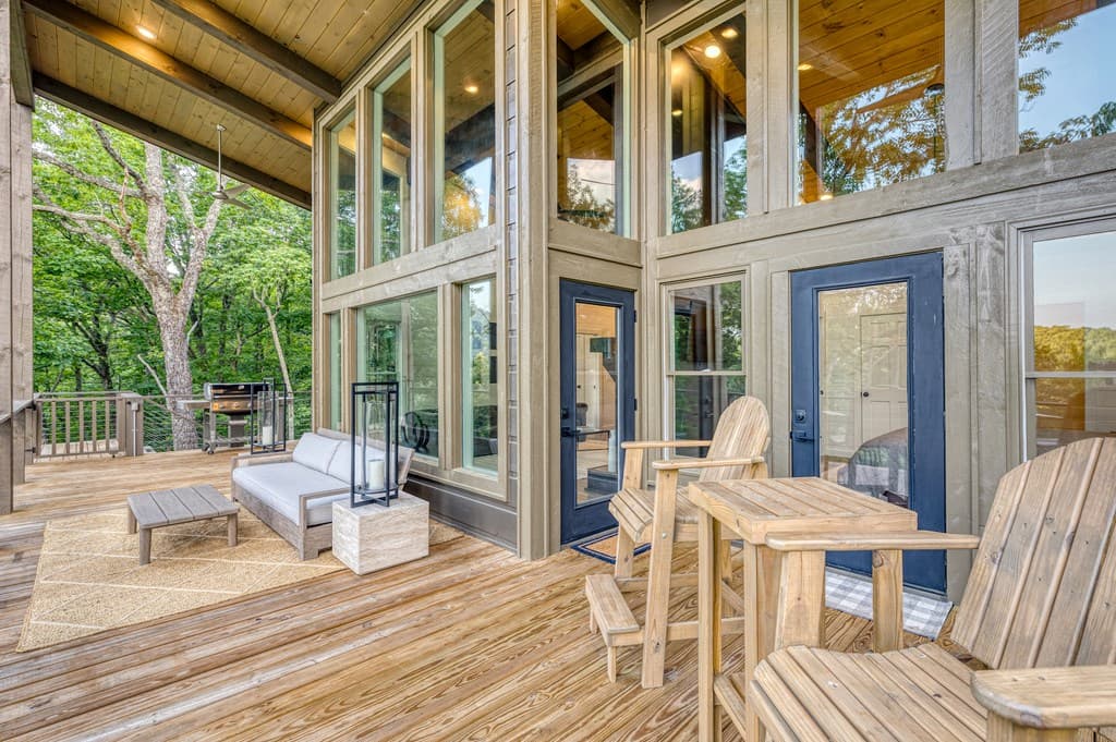 281 Raintree Bend, Blue Ridge GA 30513 - Photo