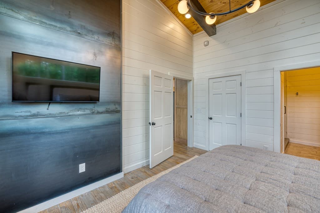 281 Raintree Bend, Blue Ridge GA 30513 - Photo