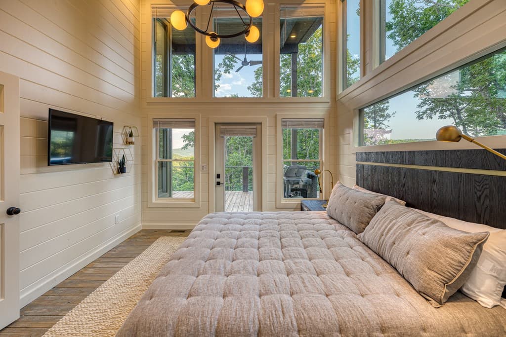 281 Raintree Bend, Blue Ridge GA 30513 - Photo
