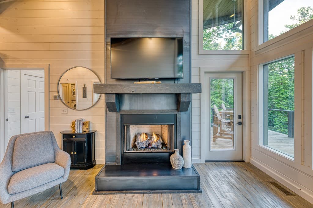 281 Raintree Bend, Blue Ridge GA 30513 - Photo