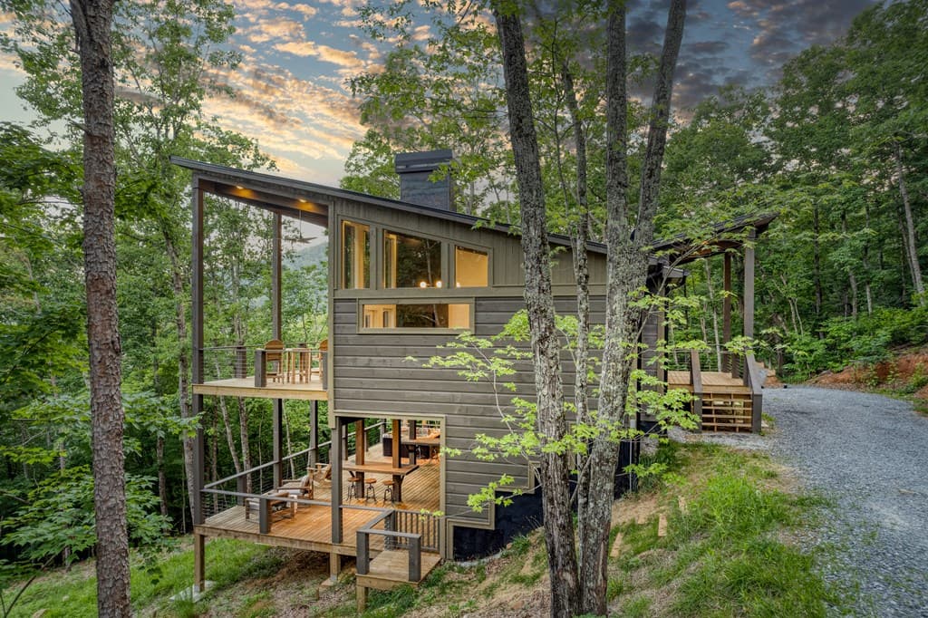 281 Raintree Bend, Blue Ridge GA 30513 - Photo