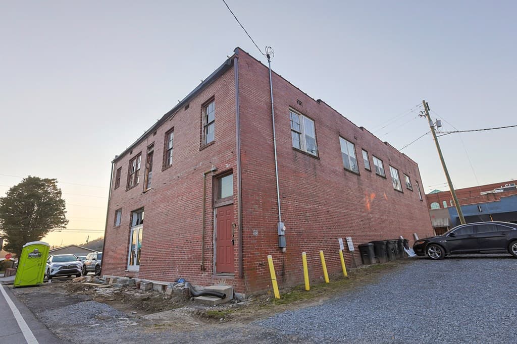45 S Main Street, Ellijay GA 30540 - Photo