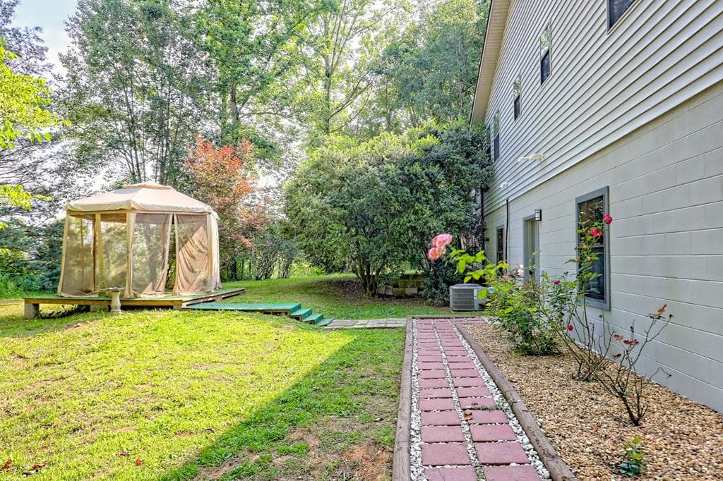 28 Coon Tail Road, Blairsville GA 30512 - Photo