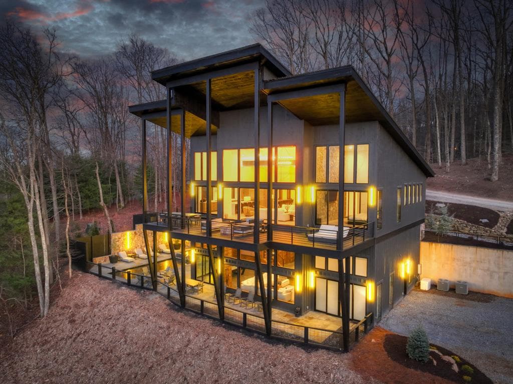 415 Green Ridge Trail, Blue Ridge GA 30513 - Primary photo