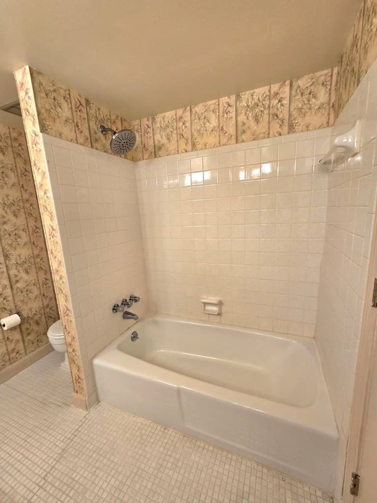 6851 NE Roswell Road, Sandy Springs GA 30328 - Photo