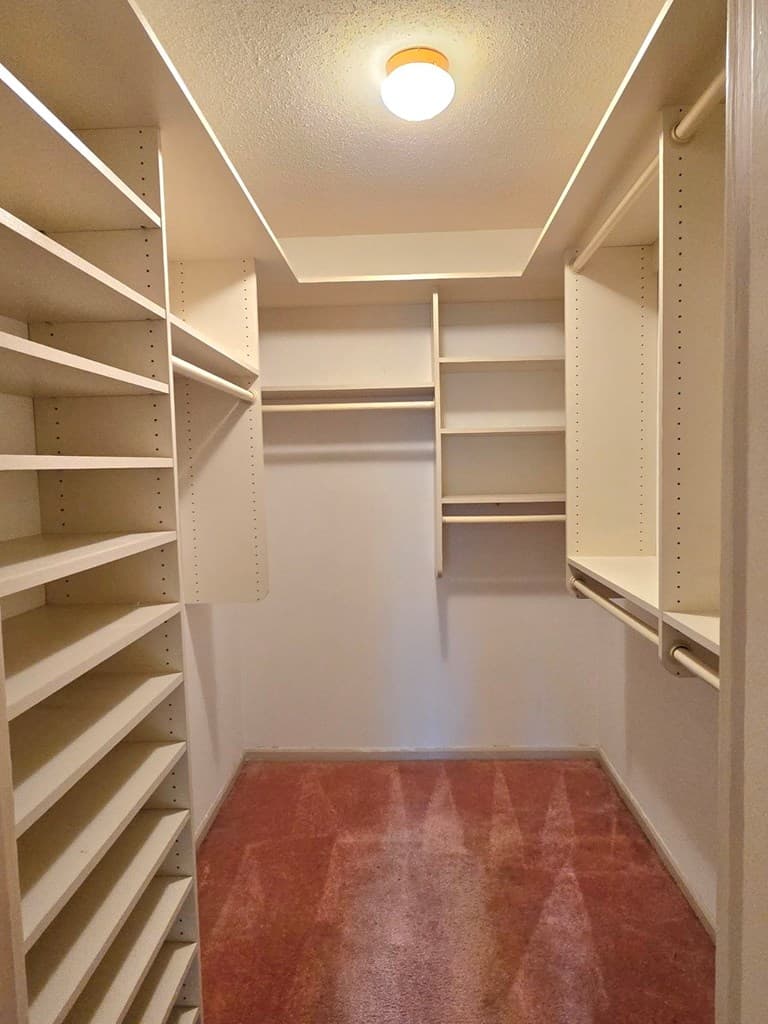 6851 NE Roswell Road, Sandy Springs GA 30328 - Photo