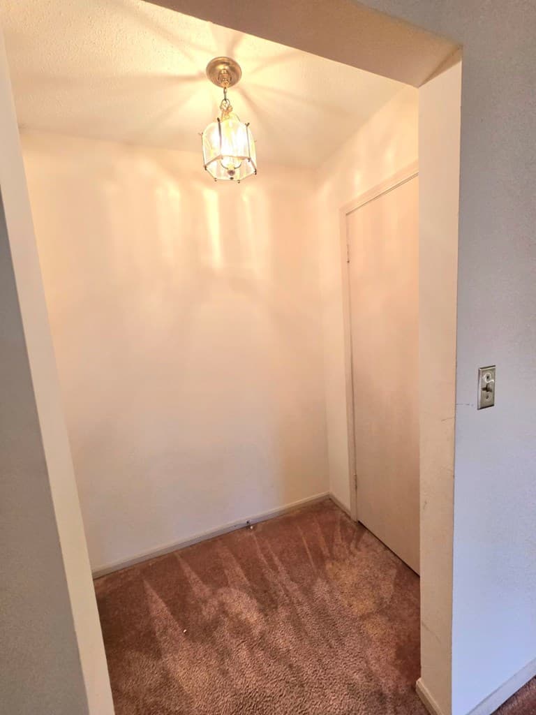 6851 NE Roswell Road, Sandy Springs GA 30328 - Photo