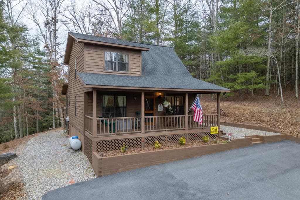 39 Lillian Way, Blairsville GA 30512 - Primary photo