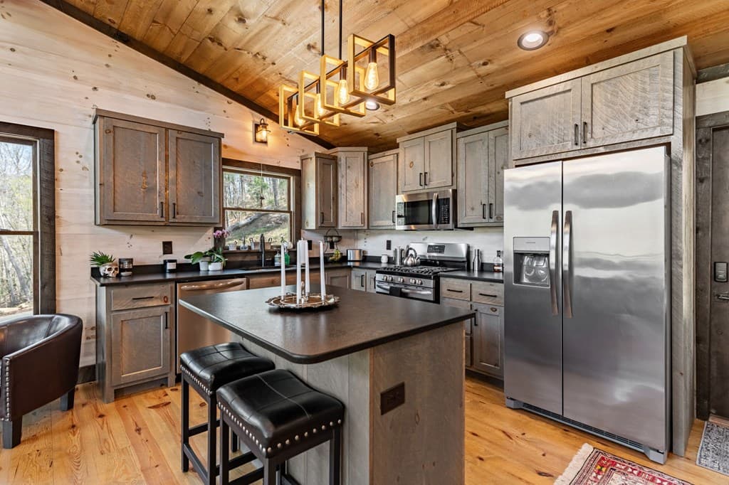 529 Hidden Valley Drive, Morganton GA 30560 - Photo