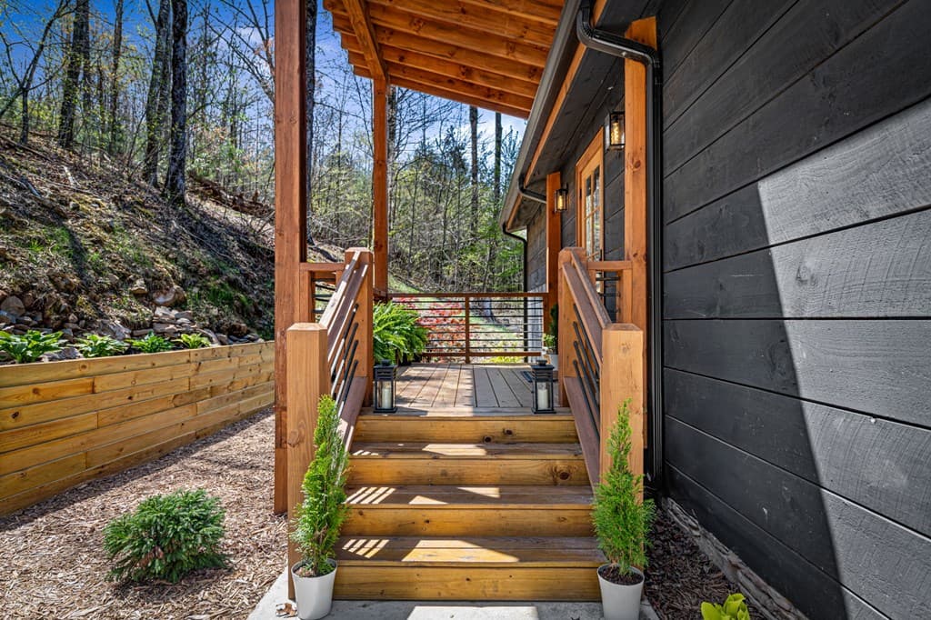 529 Hidden Valley Drive, Morganton GA 30560 - Photo