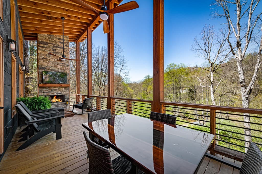 529 Hidden Valley Drive, Morganton GA 30560 - Photo