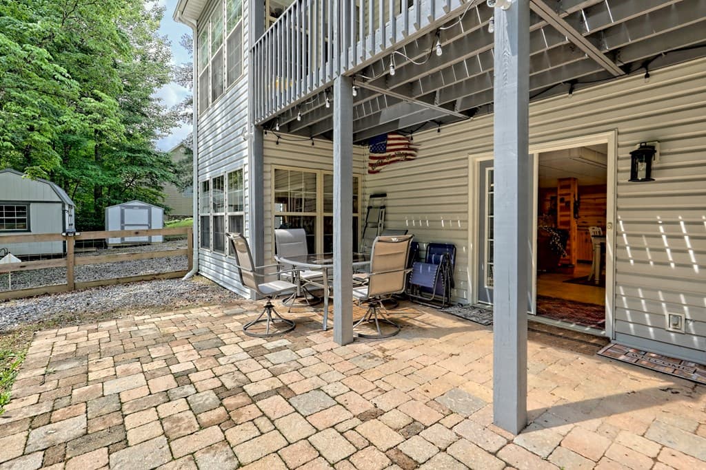 380 Patricks Drive, Blairsville GA 30512 - Photo
