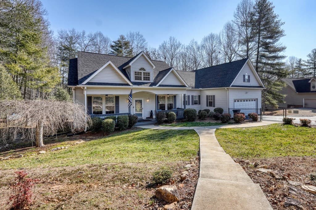 380 Patricks Drive, Blairsville GA 30512 - Photo