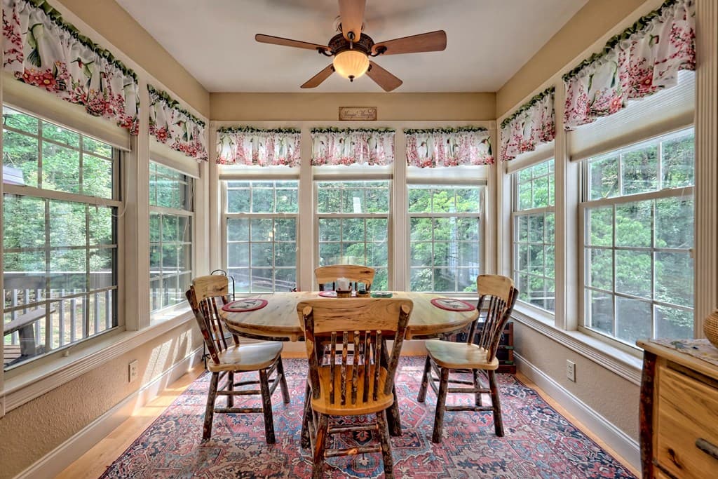 380 Patricks Drive, Blairsville GA 30512 - Photo