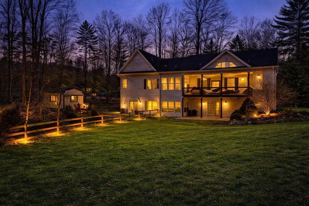 380 Patricks Drive, Blairsville GA 30512 - Photo