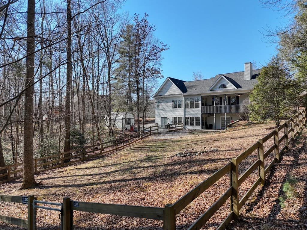 380 Patricks Drive, Blairsville GA 30512 - Photo