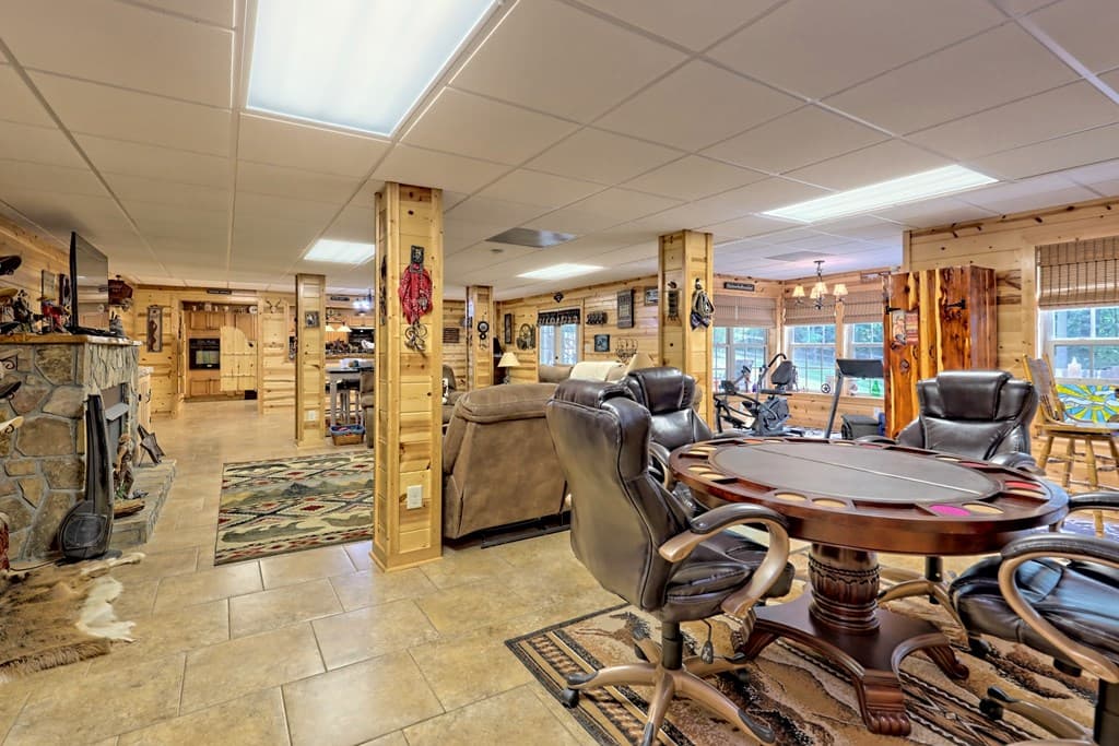 380 Patricks Drive, Blairsville GA 30512 - Photo