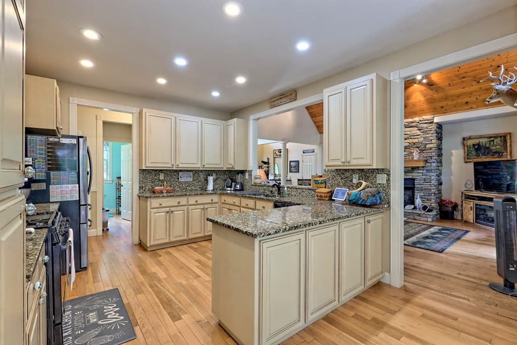 380 Patricks Drive, Blairsville GA 30512 - Photo