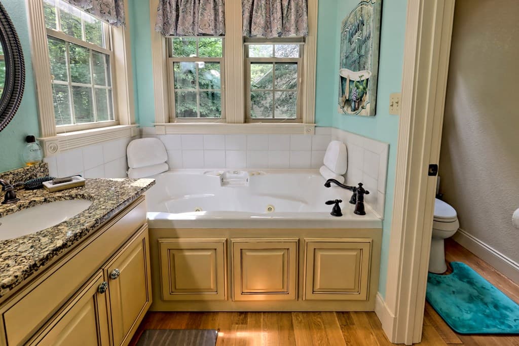 380 Patricks Drive, Blairsville GA 30512 - Photo
