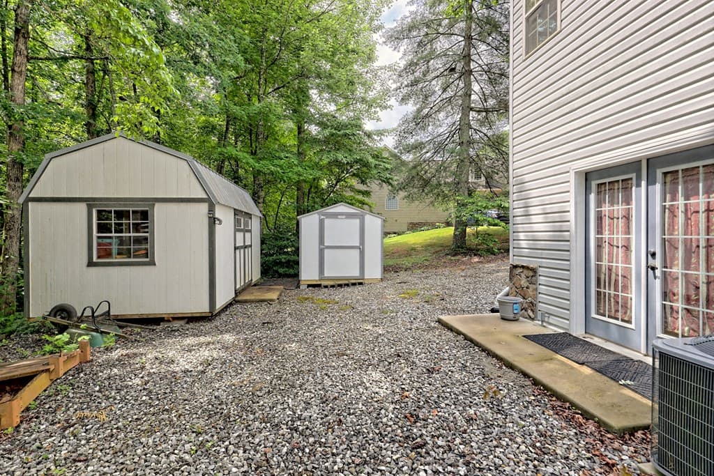 380 Patricks Drive, Blairsville GA 30512 - Photo