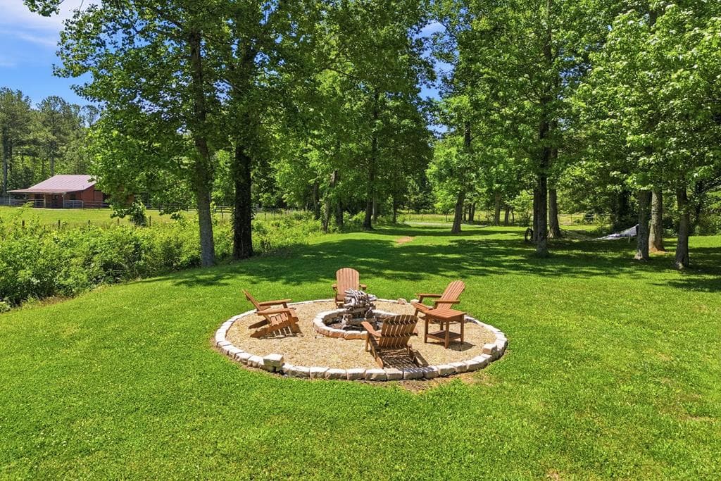456 E Valley Road, Rydal GA 30171 - Photo