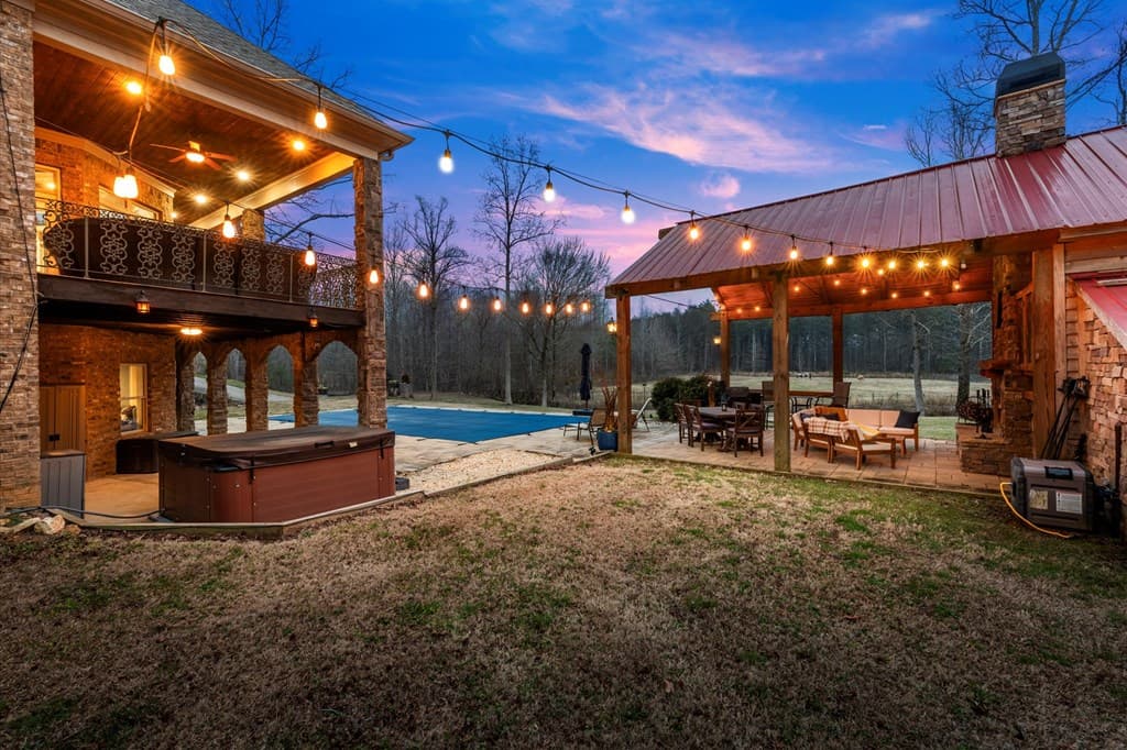 456 E Valley Road, Rydal GA 30171 - Photo