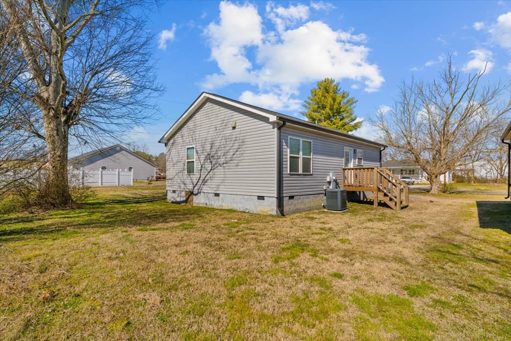 4 W 5th Avenue, Chatsworth GA 30705 - Photo