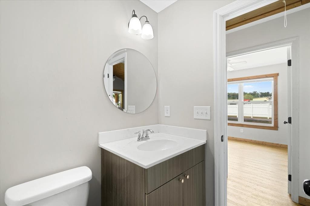 4 W 5th Avenue, Chatsworth GA 30705 - Photo